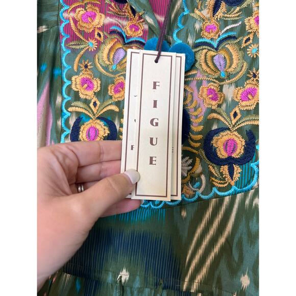 NEW Figue Josie Salome Ikat Print Fatigue Green V-Neck Long Sleeve Mini Dress - Picture 4 of 7